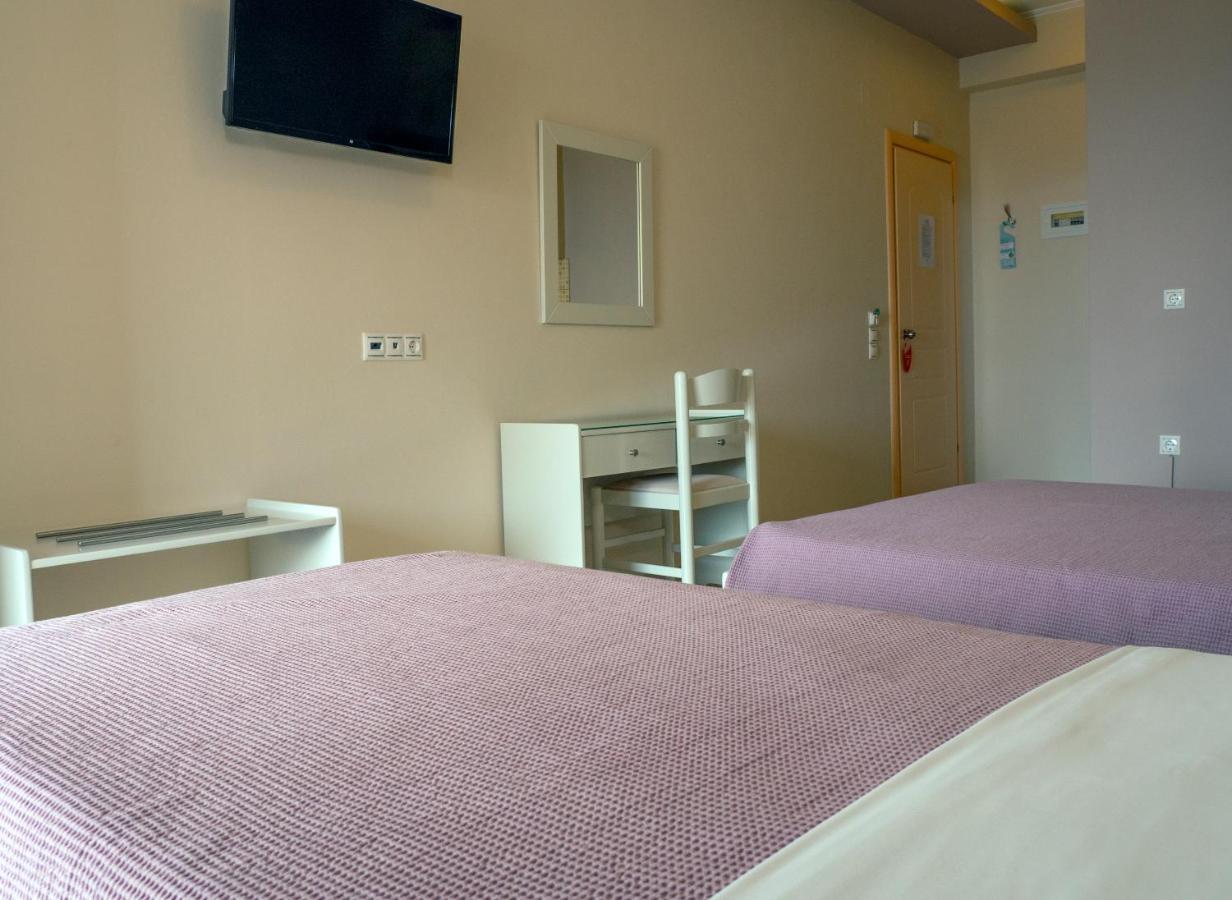 Hotel Loukas Vrachos Paralia Vrachou Exterior photo